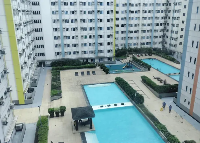 Apartment 9th Floor Pool View Unit Tower A With Modern Amenities Manila