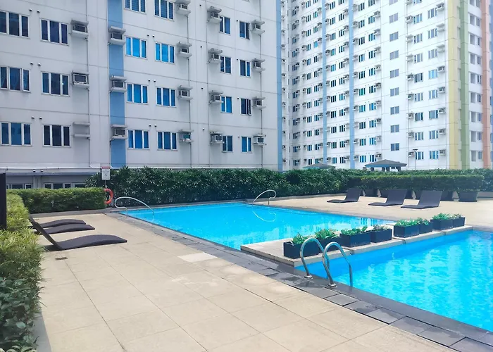 9th Floor Pool View Unit Tower A With Modern Amenities *