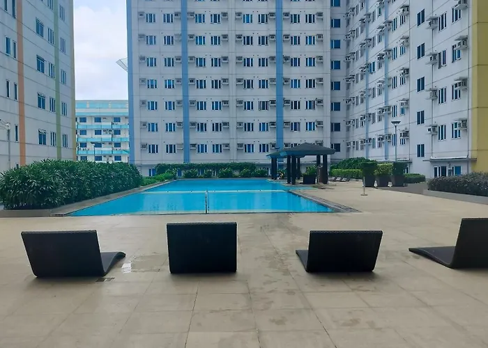 Apartment 9th Floor Pool View Unit Tower A With Modern Amenities Manila