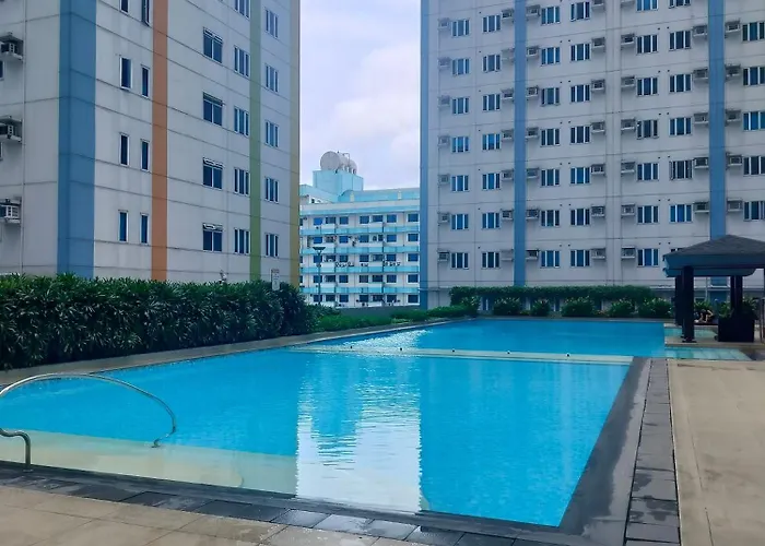 9th Floor Pool View Unit Tower A With Modern Amenities * Manila
